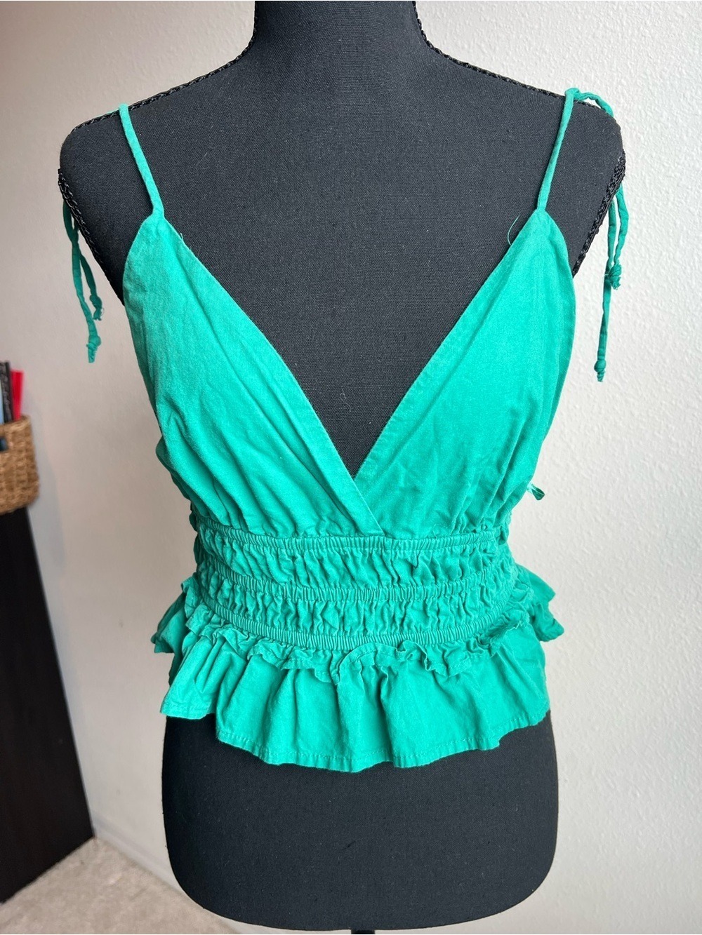 Sim & Sam Green Women's Medium Boho Smocked Ruffled Deep V Neck Dropped back Top
